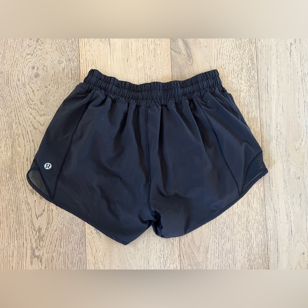 - Lululemon Shorts Hotty Hot 4 in